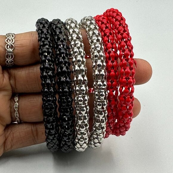 3/$30 Memory Wire Bracelet Red Black Silver Tone Beaded Coil Wrap Chunky 8.25" - Picture 5 of 8